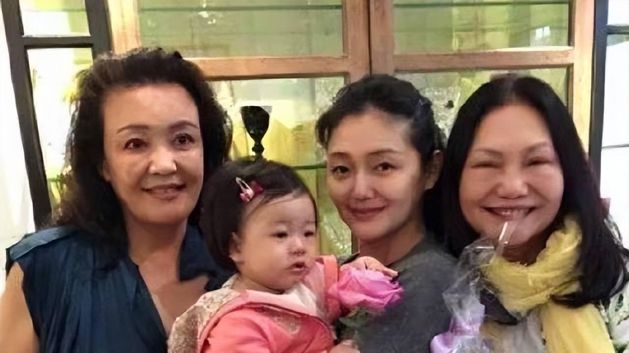 汪小菲|汪小菲飞台航班信息曝光，S妈扬言不让他进家门，不许带孩子返京