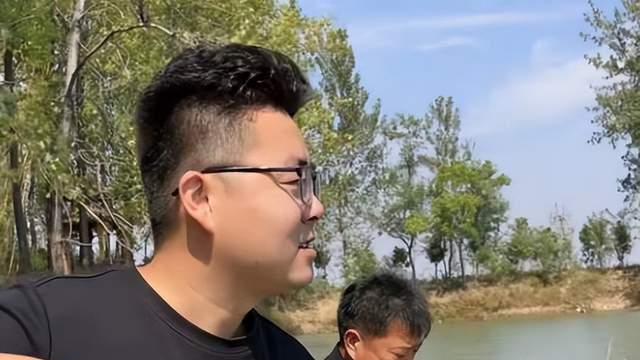 带货|低头了？田静姐弟改变带货方式，姚家男儿和妹妹同框直播画面温馨