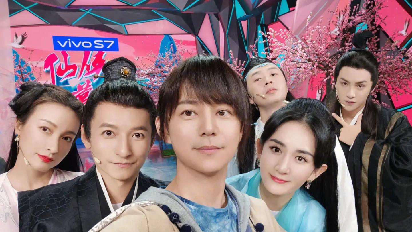 谢娜|《快本》被曝集体离职，李维嘉杜海涛修改认证，谢娜发文意有所指