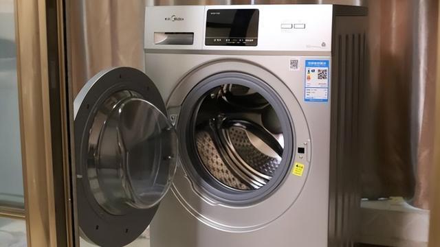 小米科技|格力退位，国内“空调龙头”诞生，销量领先行业，老板身价2250亿