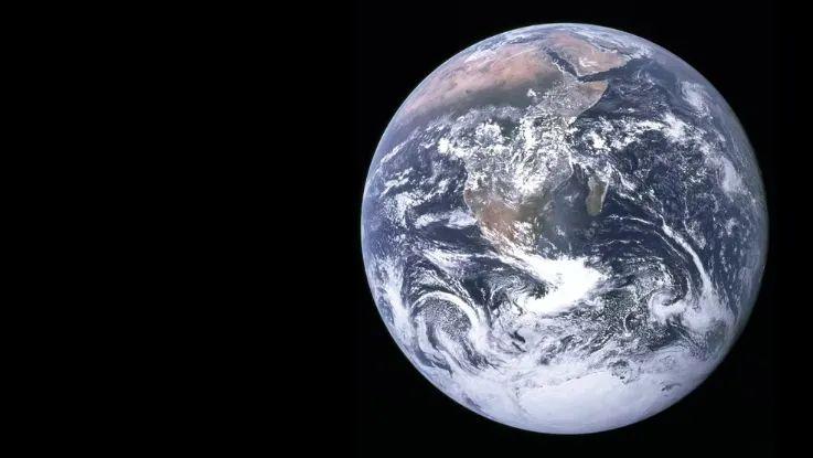 50年前，一张标志性的照片揭示了地球的所有荣耀