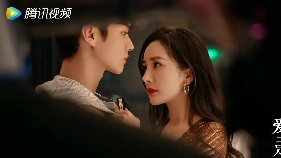 许凯|网曝上星剧原声将是标配，许凯《二八》首用原声，为上星强制要求