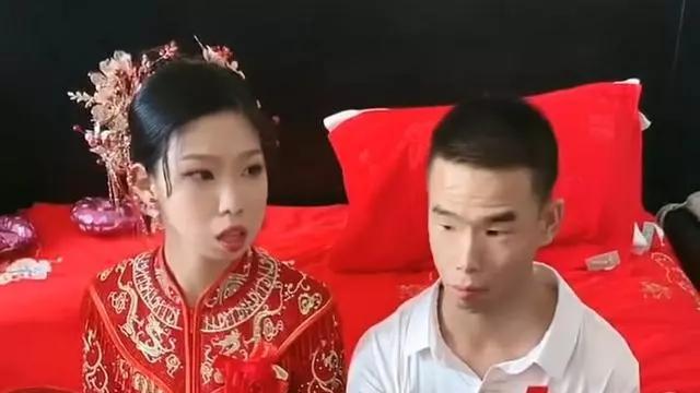 残疾小伙结婚愁容满面，漂亮新娘也显得不对劲，网友：家里有矿吧