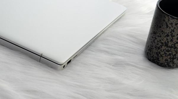 笔记本|双11买笔记本电脑，上OLED屏幕值不值？结果让我惊喜！