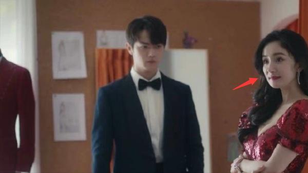 爱的二八定律|《爱的二八定律》首播被嘲：女主容貌不再、剧情太悬浮、CP太尴尬