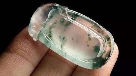 文玩|售卖的翡翠那么多，为什么专家一看，就能分辨出好坏来