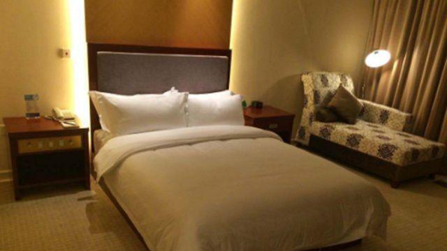 求职|22岁男毕业生找工作，相约酒店“面试”，却遭男老板侵犯！