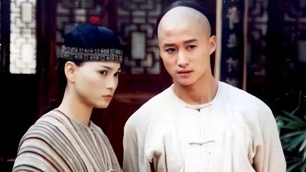 樊亦敏|樊亦敏：被传因500万抛弃吴京，投身富豪罗兆辉，照顾刘家辉11年