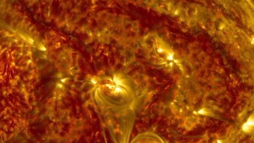 2025年的太阳风暴百年难遇，电力系统或将瘫痪，人类会怎么样？