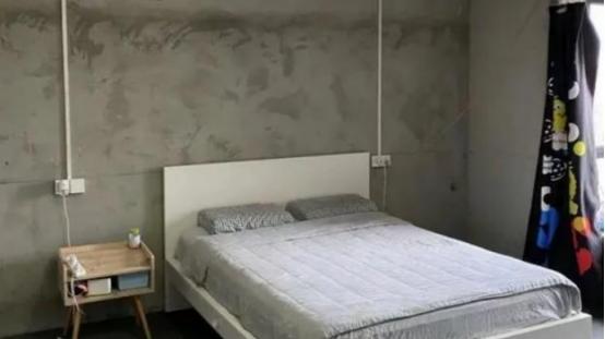 没钱装修直接住进毛坯房，却意外成为新潮流，网友：比装修还好看