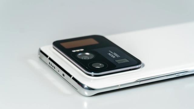 小米5nm旗舰一降再降，120倍变焦、IP68级防水，12+256G跌至新低