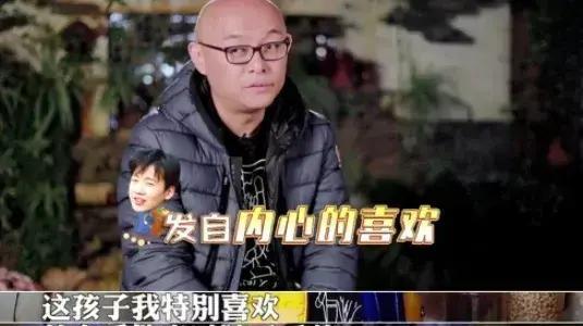 郭麒麟|一天，孟非说女儿22岁了，还没男朋友，一旁的郭德纲笑了：郭麒麟也单身呢