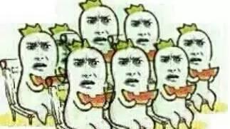 公交车上大妈要求让座，小伙机智应对，让大妈无言以对