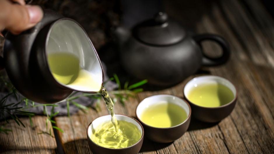 6月炎热易上火，推荐多喝5款“应季茶”，清凉解腻，饭后来一杯