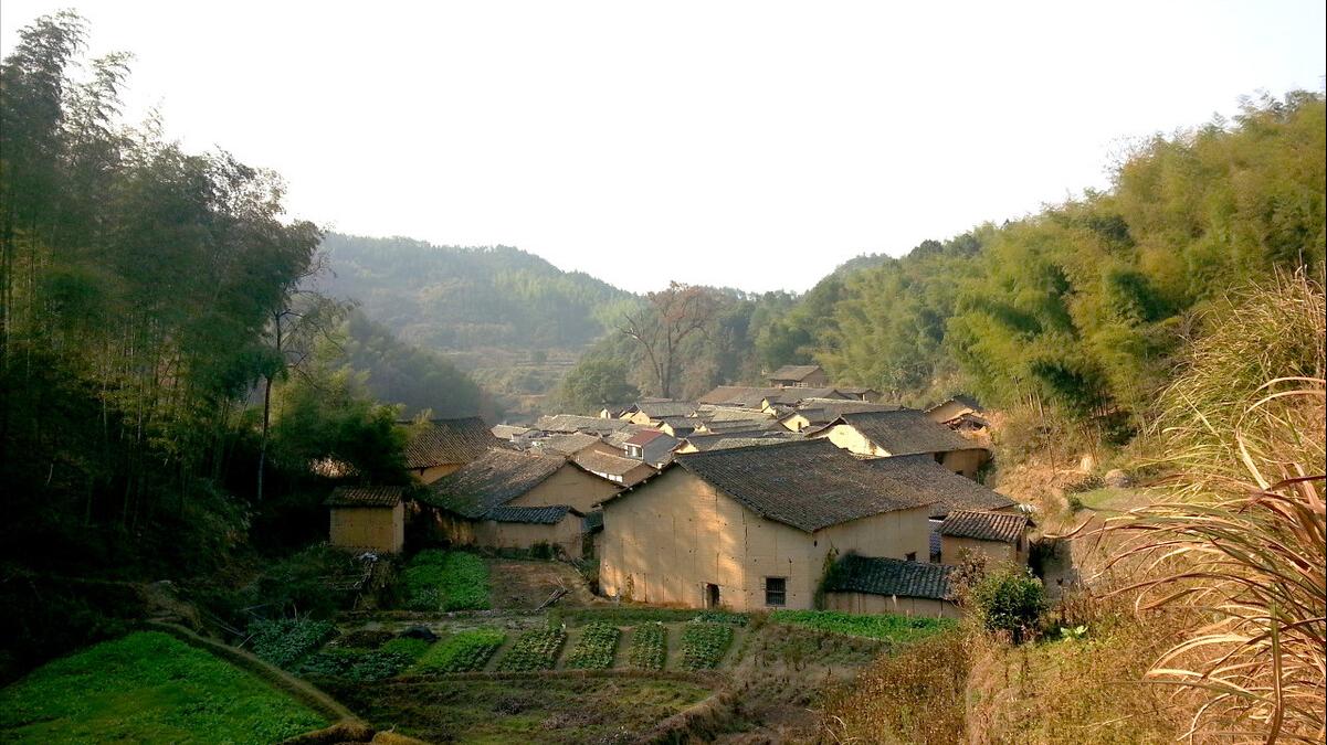泾河|福建“任性”的村庄，拿铜钱铺路，当地财神庙很灵验