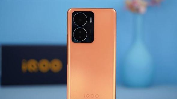 |vivo手机这四款才是物超所值，涵盖低端到高端，闭眼买就行！