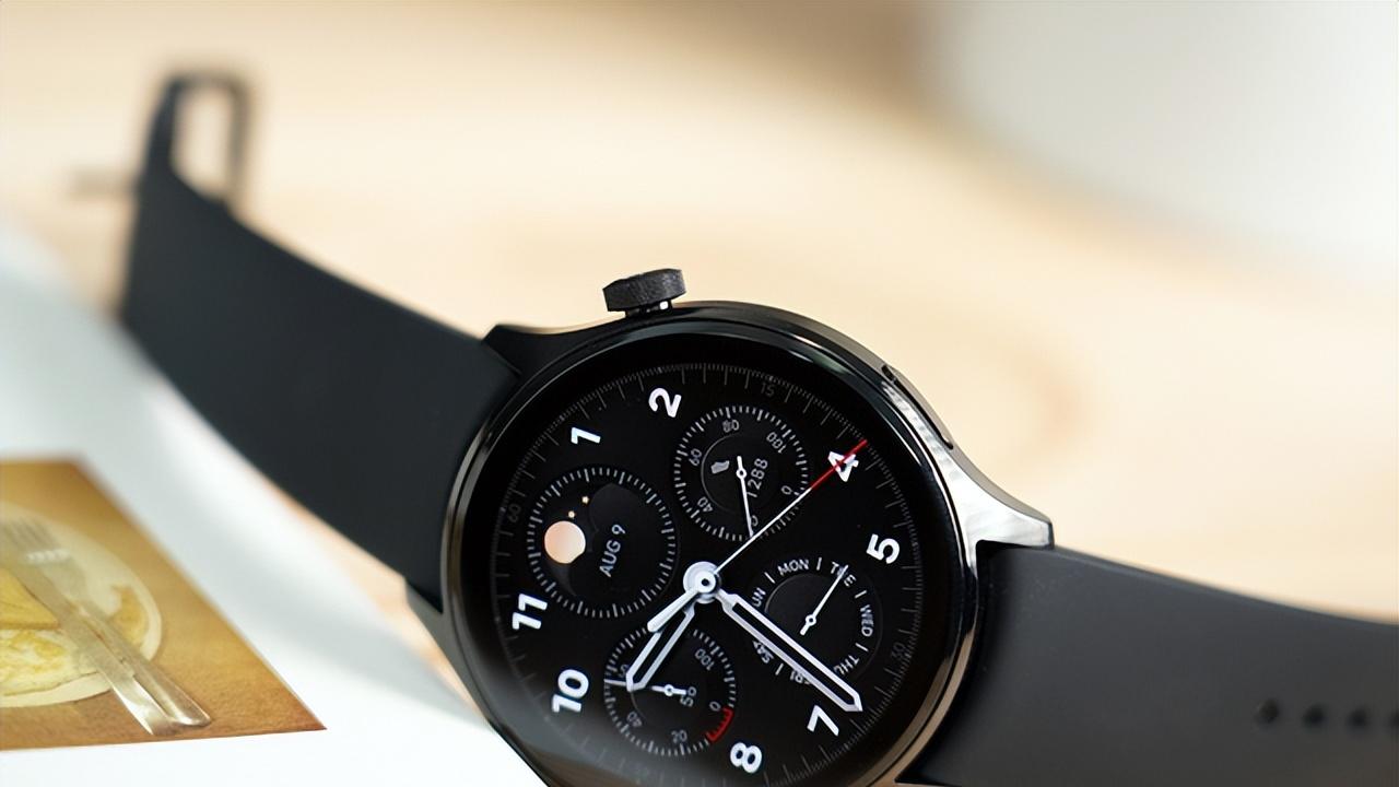 国产手机|新品智能手表盘点：三大品牌使出浑身解数，8月入新手表绝对错不了