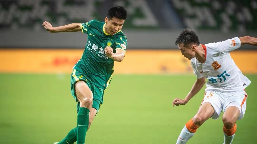 韩兆|导演韩兆公然讽刺国安队：直言单腿也能踢赢对方，过度侮辱引热议