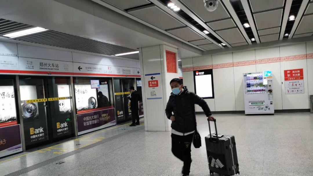 招聘|被公司辞退后找工作无果，无奈沦为外卖员，感叹人到中年不如狗！