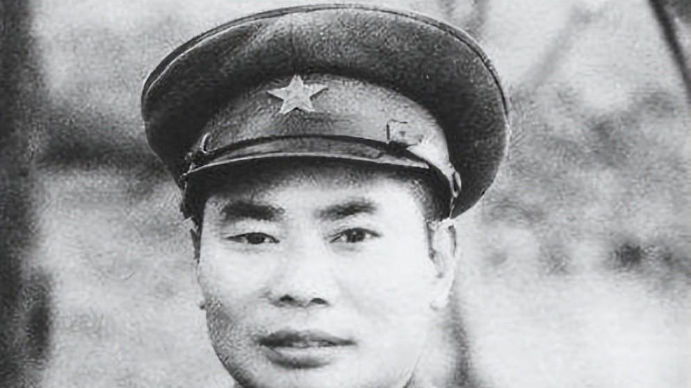 杨成武 1980年，杨得志任总参谋长时，五位副总长，都是谁？