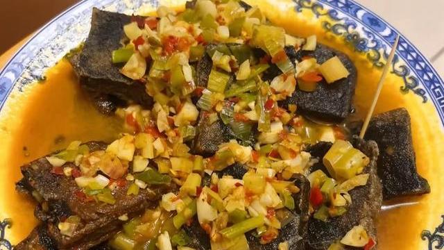 儿媳境况大不同！熊磊更新动态缅怀姚策，田静罕见回击网友质疑