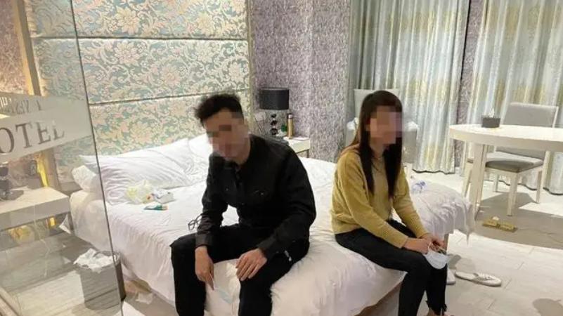江苏南京，一男子因酒后嫖娼，被拘留3日，公司认为该行为扰乱了生产秩序