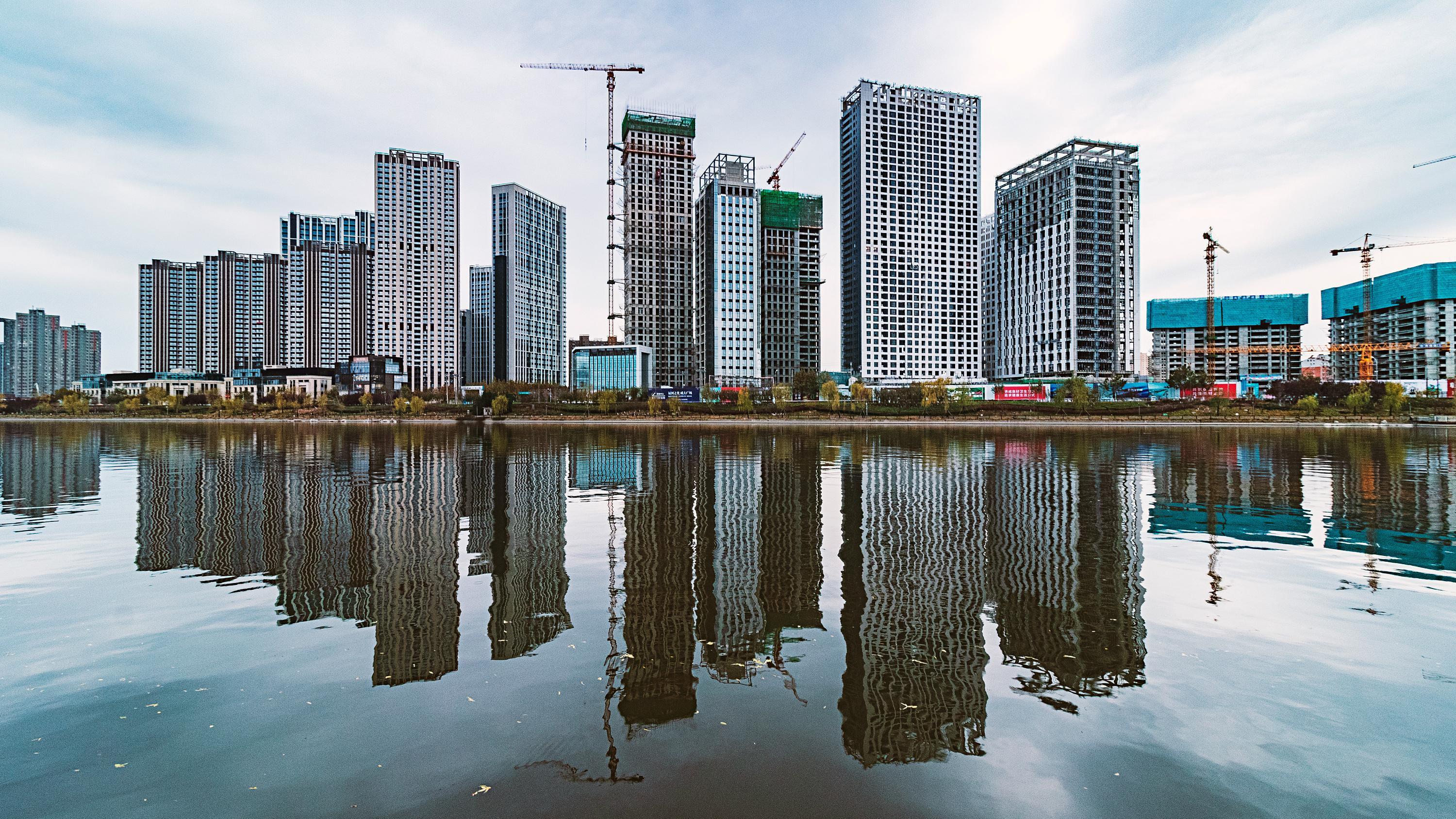 购房置业|为什么那么多农村人想去县城买房子，难道农村不好吗？