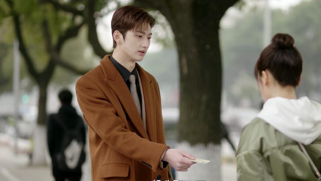 爱的二八定律|挤走《爱的二八定律》？这部古早霸总剧顶替上线，收视率一言难尽