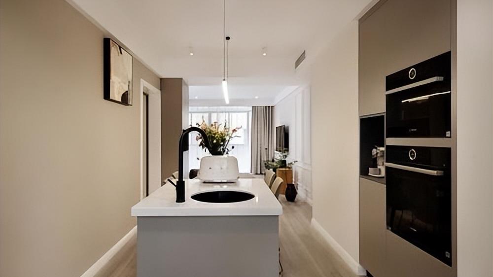 大部分中国厨房都有这些“鸡肋设计”，很不实用，还有人花钱去装