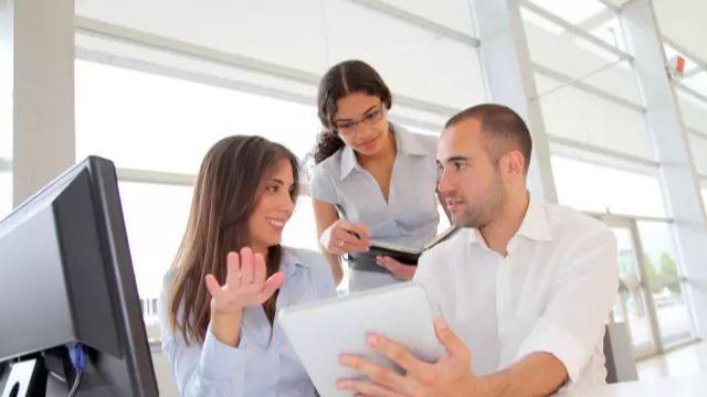 穿衣搭配|近十年最能出彩的生肖