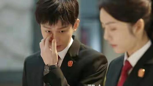 周亦安|《底线》：放下情怀不谈，其实周亦安更适合当律师，而不是法官