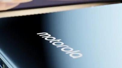 摩托罗拉|摩托罗拉旗舰新机曝光！天玑9000超级快充组合，性能迎来大升级！