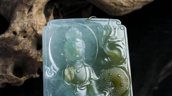 玉雕|翡翠也生病，这些病症是常见的，影响了它的美观和价值