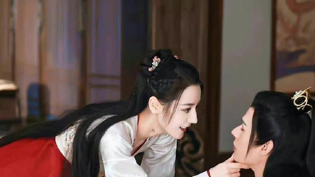 刘宇宁|《安乐传》预告明日上线！龚俊刘宇宁争一女，俊男美女剧照好惹眼