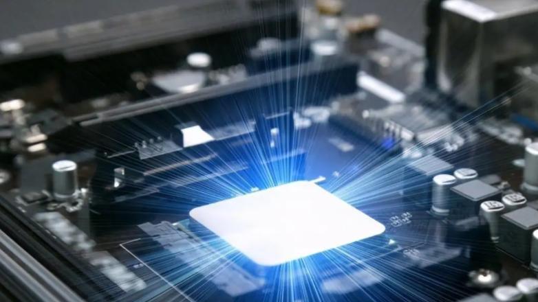 芯片|国外高端芯片囤积过剩，中端芯片产能落后，如今开始求购中国芯片