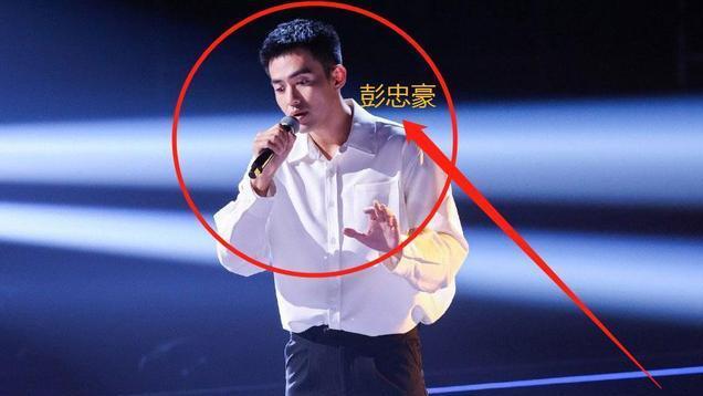 李健|中国好声音2022彭忠豪，一开口就让人想到李健，人歌合一令人陶醉