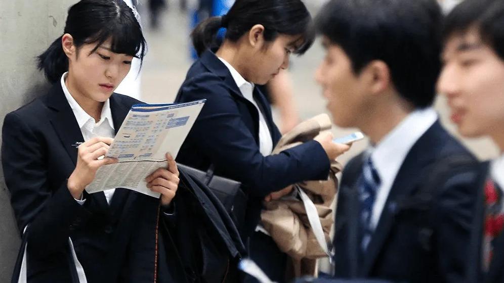 事业单位|事业单位面向社会招贤纳士，预计招录172人，部分岗位可免笔试