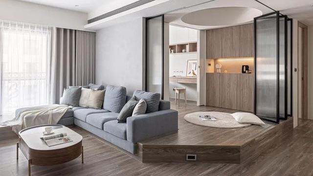 在客厅做L型地台和大柜子有多爽？看完她家，我实名羡慕了