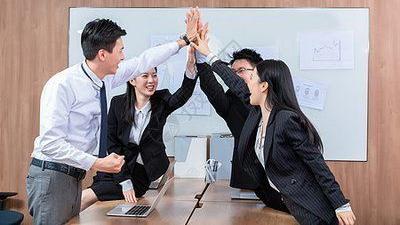 |员工感到不快乐？这是因为公司做错了什么？该如何纠正？