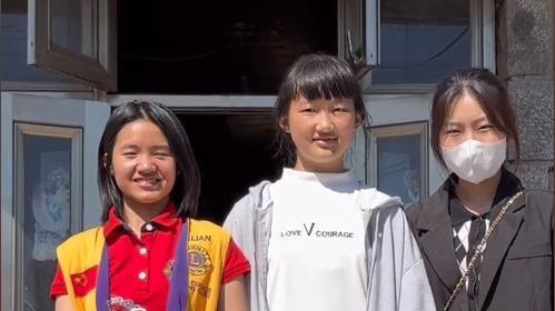 李勒优|李勒优开学就直播引热议，知情者揭露背后真相