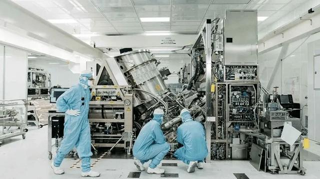 索尼Xperia|华为公布专利新技术，或将彻底摆脱ASML光刻机？