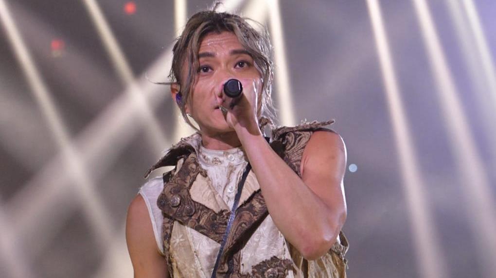 演唱会|42岁歌手办演唱会数度落泪，全家捧场未见妻子，自曝已离婚一年半