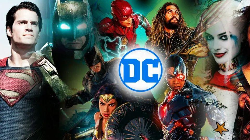 黑亚当|《黑亚当》结局彩蛋解析：超人被强森挽救，与之发生**