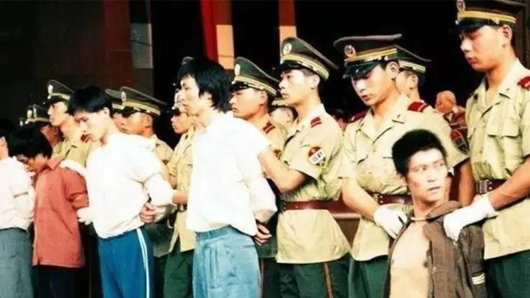 1988年石家庄流氓团伙大案，百天摧残40多名女性，万人皆曰：杀！