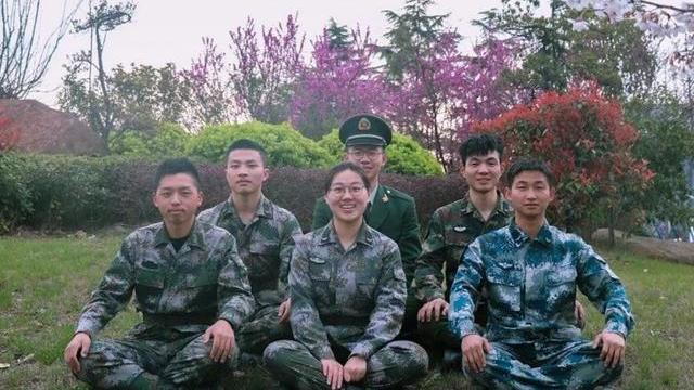 欢乐颂第三季|2022年参军新政策，6类学生将无缘军营，条件优秀也不行