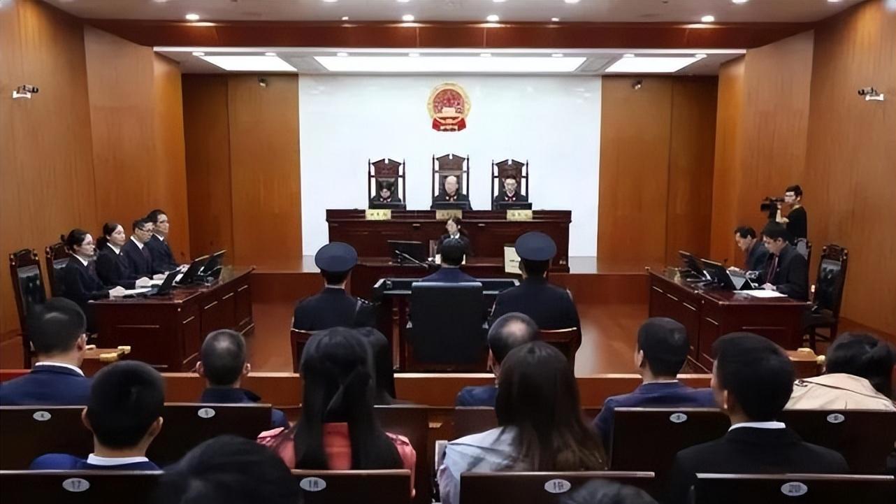 1989年，妻子偷偷堕胎，丈夫将妻子制成腊肉，放身边“珍藏”11年