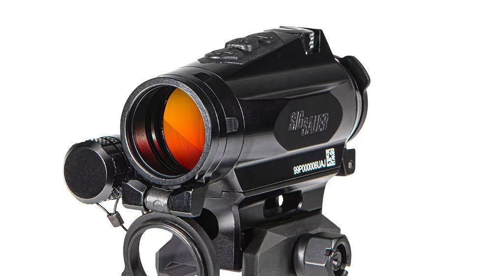 电池|西格绍尔推出罗密欧4XT-PRO红点瞄准镜 为专业人士提供高端装备