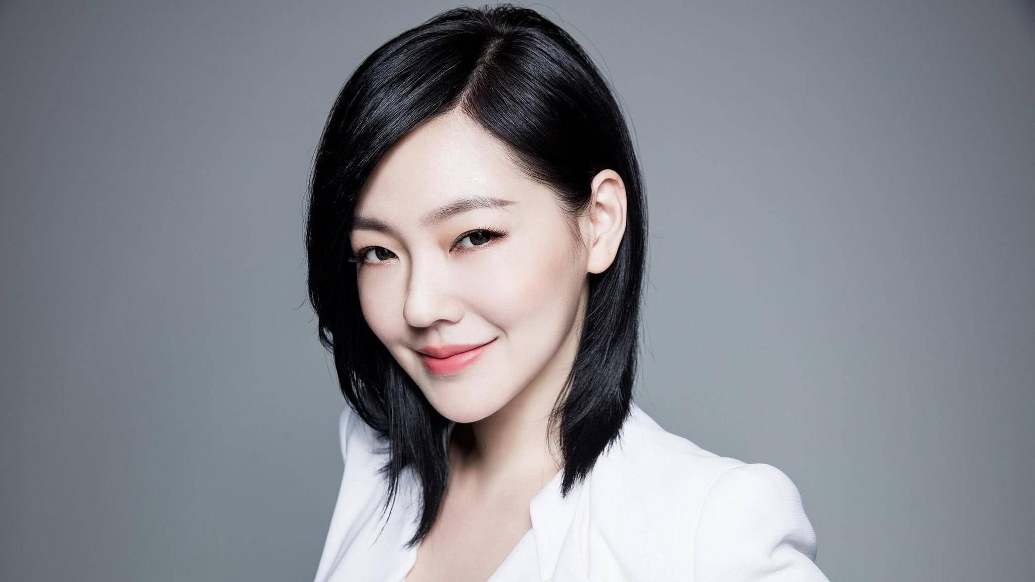 小S|小S生不出儿子被内涵，为爱力排众议，她的婚姻真的幸福吗？