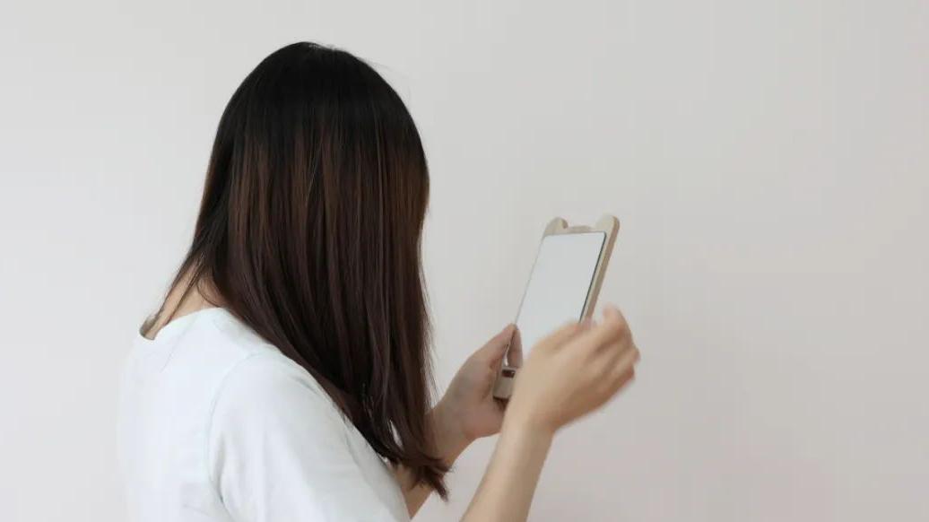 美容养颜 人迎穴：可美容养颜，促进面部血液循环，除此之外，还有3大妙用