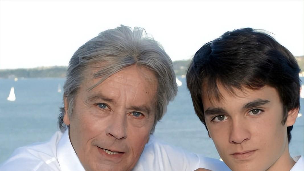 阿兰·德龙|阿兰·德龙为什么不肯认回自己的私生子？看孩子妈就知道咋回事了